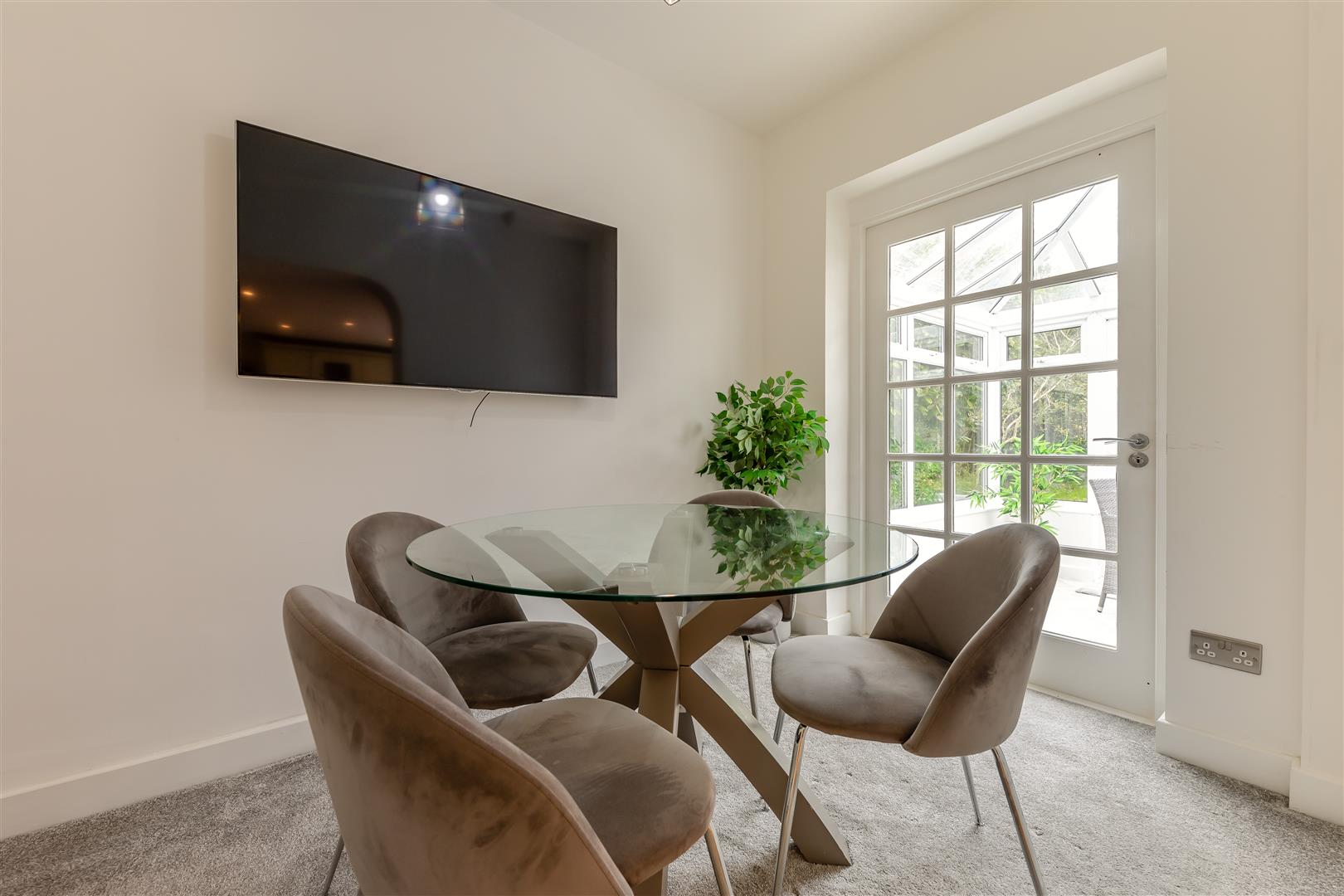 Jervis Crescent, Sutton Coldfield, B74 4PW Aston Knowles